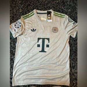 BAYERN MUNICH Oktoberfest jersey musiala#10